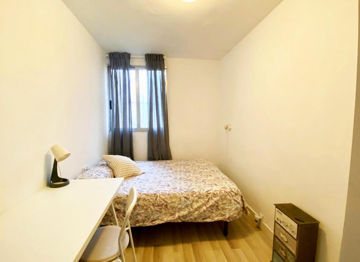 Valencia Guest Rooms Near The Beach In Shared Apartment Exteriér fotografie